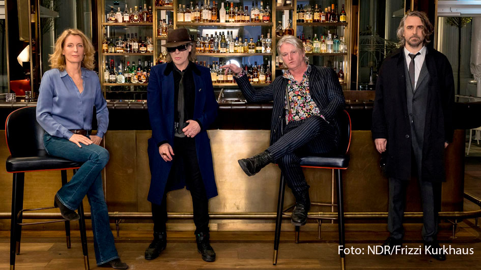 Prominent besetzt ist der neue NDR-„Tatort“ mit Maria Furtwängler als Kommissarin Charlotte Lindholm, der derzeit in Hamburg gedreht wird. Regisseur Detlev Buck steht auch selbst vor der Kamera, ebenso wie Rockstar Udo Lindenberg und Jens Harzer.