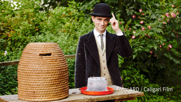 Die beliebte Kinder- und Jugendfigur „Pan Tau“ feiert ein TV-Comeback. Bevor die neue deutsch-britische Serienproduktion im Ersten zu sehen ist, stellt sie der WDR am 3. Oktober bei einer offiziellen Premiere im Rahmen des Film Festival Cologne vor. (Foto: ARD/Cagliari Film)