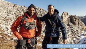Ab dem heutigen 26. April zeigt National Geographic neue Folgen der Survival-Serie „Bear Grylls: Stars am Limit“. Mit von der Partie sind u.a. „Avengers“-Darsteller Anthony Mackie und Hollywood-Bösewicht Danny Trejo. (Foto: National Geographic/Ben Simms)