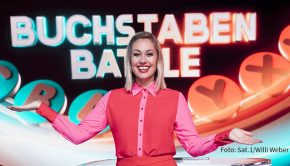 Moderatorin Ruth Moschner lädt am heutigen 4. Januar zum ersten „Buchstaben Battle“ im Jahr 2021 ein. Prominente Gäste in der Sat.1-Quizshow sind Joyce Ilg, Bülent Ceylan, Sonja Zietlow und Guido Cantz. (Foto: Sat.1/Willi Weber)