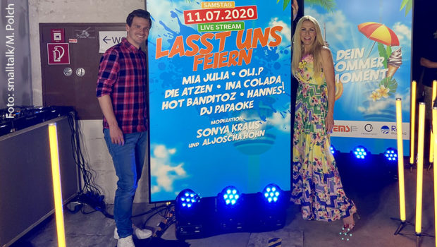 Auf und am „Nürnberger Ei“ begrüßten Sonya Kraus und Aljoscha Höhn am Wochenende zahlreiche Musik-Acts zum Live-Stream in 200 Metern Höhe. Dazu gab’s eine weithin sichtbare Illumination sowie eine Charity-Aktion für in Not geratene Künstler. (Foto: smalltalk/M. Polch)