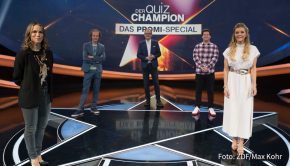 Eine neue Sonderausgabe der ZDF-Show „Der Quiz-Champion“ mit prominenten Kandidaten steht am morgigen 27. März auf dem Programm. Anneke Kim Sarnau, Olaf Schubert, Frank Plasberg, Chris Tall und Laura Karasek spielen darin um 25.000 Euro für einen guten Zweck. (Foto: ZDF/Max Kohr)
