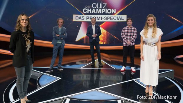 Eine neue Sonderausgabe der ZDF-Show „Der Quiz-Champion“ mit prominenten Kandidaten steht am morgigen 27. März auf dem Programm. Anneke Kim Sarnau, Olaf Schubert, Frank Plasberg, Chris Tall und Laura Karasek spielen darin um 25.000 Euro für einen guten Zweck. (Foto: ZDF/Max Kohr)