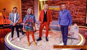Im SWR Fernsehen startet am heutigen 16. April die neue Show-Reihe „Gottschalk feiert: Nochmal 18!“ Zum Auftakt blickt Gastgeber Thomas Gottschalk mit Max Giesinger, Jutta Speidel und Kai Pflaume zurück auf das jeweilige Jahr ihrer Volljährigkeit. (Foto: SWR/Talpa/Christian Koch)