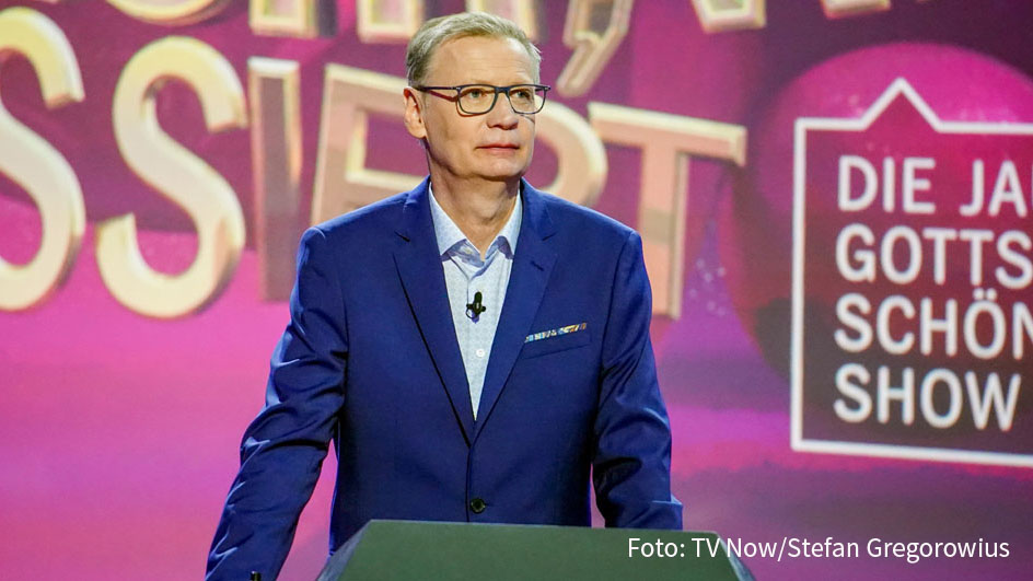 Günther Jauch muss zum Staffelauftakt von „Denn sie wissen nicht, was passiert!“ eine Corona-bedingte Zwangspause einlegen. Wer den Moderator im Trio mit Barbara Schöneberger und Thomas Gottschalk vertritt, will RTL erst am Samstagabend in der Live-Show selbst bekanntgeben.