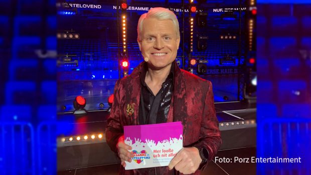 Fast sieben Stunden lang läuft heute eine von Guido Cantz und Mirja Boes moderierte Show mit Karnevalsbands und -künstlern, die als Livestream aus der Kölner Lanxess Arena übertragen wird. Sie ist der Höhepunkt der Spendenaktion „Mer looße üch nit allein“. (Foto: Porz Entertainment)