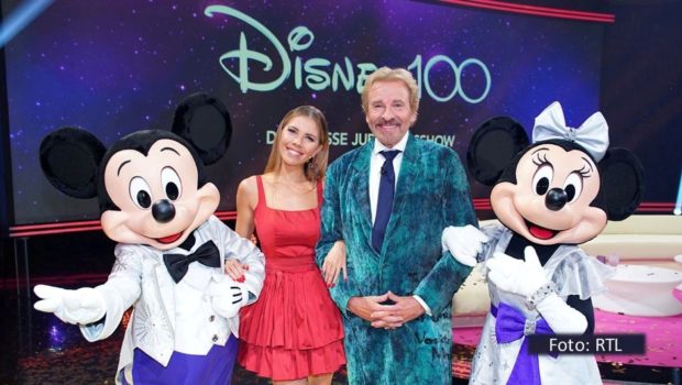 Das 100. Jubiläum der Walt Disney Company wird in diesem Jahr groß gefeiert. Sechs Wochen nach dem eigentlichen Geburtstag legt RTL noch eine große Primetime-Show mit dem Thomas Gottschalk und Victoria Swarovski nach. „Disney 100 – Die große Jubiläumsshow“ läuft am 2. Dezember. (Foto: RTL)