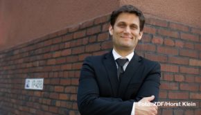 Im September treten zahlreiche Größen der Kabarett- und Comedyszene beim „3satFestival“ auf dem Mainzer Lerchenberg auf, darunter Christian Ehring, Lisa Eckhart und Michael Mittermeier. Zudem gibt’s musikalische Abende mit Gentleman und Gustav Peter Wöhler. (Foto: ZDF/Horst Klein)