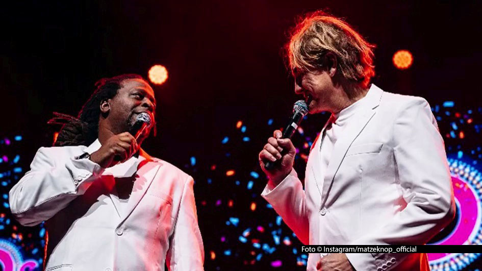 In Dortmund führte das Moderations-Duo Mola Adebisi und Matze Knop am 14. März durch eine neue Ausgabe der „90s Super Show“. Foto © Instagram/matzeknop_official