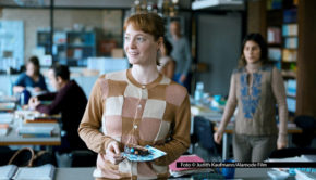 Zehn Tage vor dem Auftakt zur Berlinale 2026 startet Arte einen Programmschwerpunkt rund um das deutsche A-Festival. Zu sehen gibt’s 13 Filme, die in der Vergangenheit in Berlin ausgezeichnet wurden oder als Weltpremiere liefen. Darunter ist auch „Das Lehrerzimmer“ mit Leonie Benesch. (Foto © Judith Kaufmann/Alamode Film)