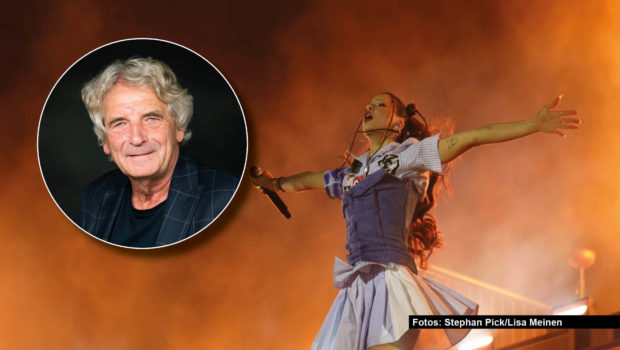 Auf dem Reeperbahn Festival in Hamburg kann man noch bis Samstag erleben, was derzeit an neuer spannender Popmusik auf uns zukommt. Zahlreiche junge, noch unbekannte Acts treten auf – aber auch bekannte Stars nutzen hier die Gelegenheit, mit ihrem Publikum in Kontakt zu treten. So gab sich am Mittwochabend überraschenderweise auch Nina Chuba die Ehre. Kick-Media-Vorstandschef Alexander Elbertzhagen schaut sich beim Reeperbahn Festival um und spricht einige der bislang ungelösten Fragen der Musikbranche an. (Foto © Lisa Meinen)