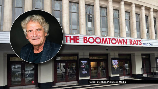 Ob Bowie oder Beethoven – mit Musik geht alles leichter. Am vergangenen Wochenende hatte Kick-Media-Vorstandschef Alexander Elbertzhagen erst in London und dann in Wien zu tun. Dabei erlebte er eine enorme musikalische Bandbreite. Diese reichte vom rauen Punkrock-Charme des Eventim Apollo im Londoner Stadtteil Hammersmith bis zum edlen Barock-Ambiente des Palais Liechtenstein im feinen 9. Wiener Bezirk. Von Bob Geldof and the Boomtown Rats bis Felix Mendelssohn-Bartholdy. Foto © privat