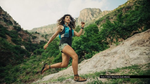 Die Abenteurerin und Youtuberin Eva zu Beck reist um die Welt, um von Menschen mit außergewöhnlichen Fähigkeiten zu lernen. National Geographic hat sie auf ihren Expeditionen begleitet. Das Ergebnis ist ab 3. November um 21:00 Uhr erstmals im deutschen Fernsehen zu sehen. Foto © NGC Network/Josh Monie