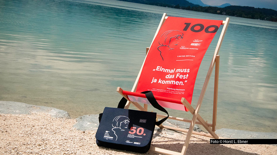 In Klagenfurt wird wieder um die Wette gelesen. 14 Autorinnen und Autoren stürzen sich am Wörthersee ins Rennen um den 50. Ingeborg-Bachmann-Preis. Die Jubiläumsausgabe rund um den 100. Geburtstag von Ingeborg Bachmann wird live bei 3sat übertragen. (Foto © Horst L. Ebner)