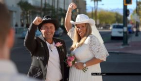 Im Staffelfinale von „Bella Italia – Camping auf Deutsch“ setzt u.a. Familie Fingerhuth ihren Roadtrip durch den Westen der USA fort. In Las Vegas geben sich Sascha und Nicole nach 27 Ehejahren noch einmal das Ja-Wort und das stilecht mit Brautkleid und Elvis-Double. Foto © RTLzwei