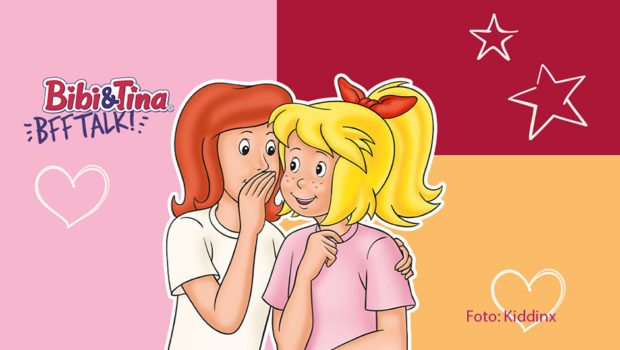 Nach Hörspiel, Film und Serie ist jetzt Podcast dran: „Bibi“ und „Tina“ starten ab dem 28. Juli das Kiddinx-Audioformat „BFF Talk“. Dort sprechen die beiden fiktiven Freundinnen über Freundschaft, Gefühle, Träume und natürlich Pferde. (Foto: Kiddinx)