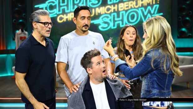 In Chris Talls neuer Show werden ganz normale Leute zu Filmstars. Immer mittwochs zeigt ProSieben eine neue Folge von „Chris du mich berühmt“, in der zehn Kandidaten mithilfe Prominenter Gäste die Chance bekommen in einem exklusiven Kurzfilm mitzuspielen. Foto © Joyn/Willi Weber