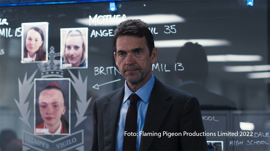 Bei MagentaTV geht ab dem 3. November die Krimiserie „Crime“ in die zweite Staffel. Auch in den insgesamt sechs neuen Episoden übernimmt Schauspieler Dougray Scott die Hauptrolle. Als Detective Inspector Ray Lennox geht er in Edinburgh auf Verbrecherjagd. (Foto: Flaming Pigeon Productions Limited 2022)