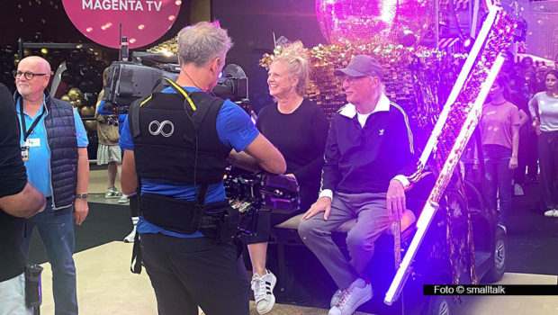 Der Deutsche Fernsehpreis startete auch in diesem Jahr mit der „Nacht der Kreativen“. Dabei wurden Preise an kreative Köpfe hinter der Kamera verliehen. Am 10. September folgt die TV-Gala mit Barbara Schöneberger. Als Ehrenpreisträger ist Kultkomiker Otto Waalkes dabei. Foto © smalltalk