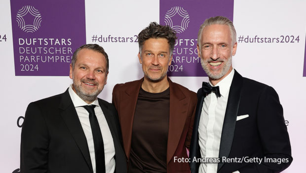 In Düsseldorf wurden zum 32. Mal die „Duftstars“ verliehen. Udo Heuser, der Präsident der Fragrance Foundation Deutschland, und deren Geschäftsführer Andreas Fuhlisch begrüßten zahlreiche prominente Gäste. Zu den Laudatoren gehörte u.a. Schauspieler Wayne Carpendale. (Foto: Andreas Rentz/Getty Images)