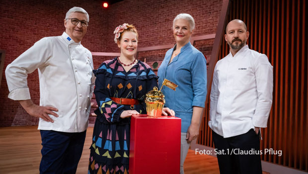 Am Sonntag, den 21. Mai zeigt Sat.1 um 17:40 Uhr eine neue Ausgabe von „Das große Backen – Die Profis“. Dieses Mal gilt es, eine typisch französische „Croquembouche“ aufzutürmen und einen echten Kunstklassiker in Gebäckform zu verwandeln. (Foto: Sat.1/Claudius Pflug)