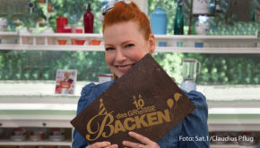 Am Sonntag müssen die verbliebenen Kandidatinnen und Kandidaten von „Das große Backen“ noch einmal ihr Können beweisen. Es geht um einen Platz im großen Finale, das kommende Woche stattfindet. Den Job der Gastjurorin übernimmt diesmal Moderatorin Enie van de Meiklokjes selbst. (Foto: Sat.1/Claudius Pflug)