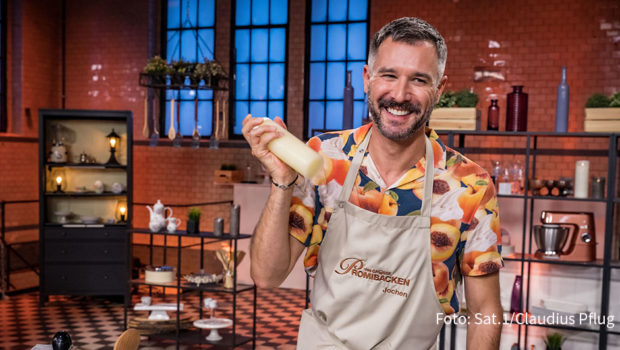 Moderatorin und Backexpertin Enie van de Meiklokjes bittet am heutigen 8. Februar zum Halbfinale von „Das große Promibacken“ in Sat.1. Schafft Moderator und „Bäcker der Woche“ Jochen Schropp mit seinen Kreationen den Sprung in die letzte Runde? (Foto: Sat.1/Claudius Pflug)