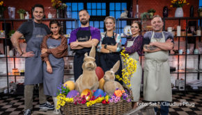 Beim Oster-Spezial von „Das große Promibacken“ in Sat.1 kämpfen am 27. März sechs prominente Hobbybäckerinnen und -bäcker in drei Teams um eine Siegerprämie von 10.000 Euro für einen guten Zweck. Zu ihnen zählen Sarah Engels und Eloy de Jong, Bürger Lars Dietrich und Lisa Feller sowie Thomas Häßler und Sabrina Mockenhaupt. (Foto: Sat.1/Claudius Pflug)