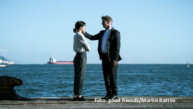 Auch 2024 würdigen „Cinema“ und „TV Spielfilm“ wieder die Publikums-Favoriten aus Kino, Streaming und TV mit dem Jupiter. Für die Abstimmung nominiert sind u.a. der MagentaTV-Krimi „Der Gejagte“ mit Tobias und Antonia Moretti, der deutsche Oscar-Anwärter „Das Lehrerzimmer“ und die ZDF-Eventserie „Der Schwarm“. (Foto: good friends/Martin Rattini)