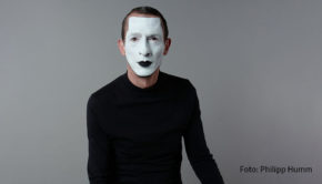 Im Januar ist bei MagentaTV deutsche Klassik angesagt: Unter dem Titel „Der letzte Faust“ zeigt der Telekom-Streamingdienst exklusiv die deutschsprachige Fassung einer filmischen Neuinterpretation von Goethes „Faust“. Den Titelhelden verkörpert der englische Schauspieler Martin Hancock. (Foto: Philipp Humm)