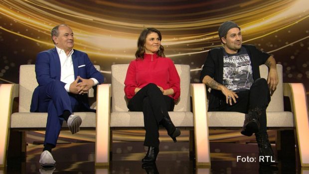 Das von Hans Sigl moderierte RTL-Quiz „Der unfassbar schlauste Mensch der Welt“ startet am 8. August in die zweite Woche. Die Dauerbrenner-Kandidaten Katharina Wackernagel und David Garrett bekommen es dabei mit RTL-Moderator und -Charity-Chef Wolfram Kons als Herausforderer zu tun. (Foto: RTL)