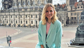 Deutsche Meistertitel in insgesamt 20 Sportarten werden in Dresden vergeben, wenn dort ab dem 31. Juli „Die Finals“ stattfinden. „Sportschau“-Moderatorin Stephanie Mülller-Spirra berichtet für die ARD von dem Event und führte bereits gestern durch eine Pressekonferenz zum Stand der Vorbereitungen. Foto © privat