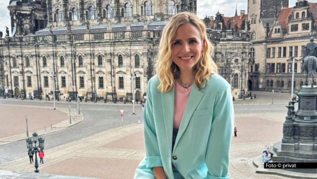 Deutsche Meistertitel in insgesamt 20 Sportarten werden in Dresden vergeben, wenn dort ab dem 31. Juli „Die Finals“ stattfinden. „Sportschau“-Moderatorin Stephanie Mülller-Spirra berichtet für die ARD von dem Event und führte bereits gestern durch eine Pressekonferenz zum Stand der Vorbereitungen. Foto © privat