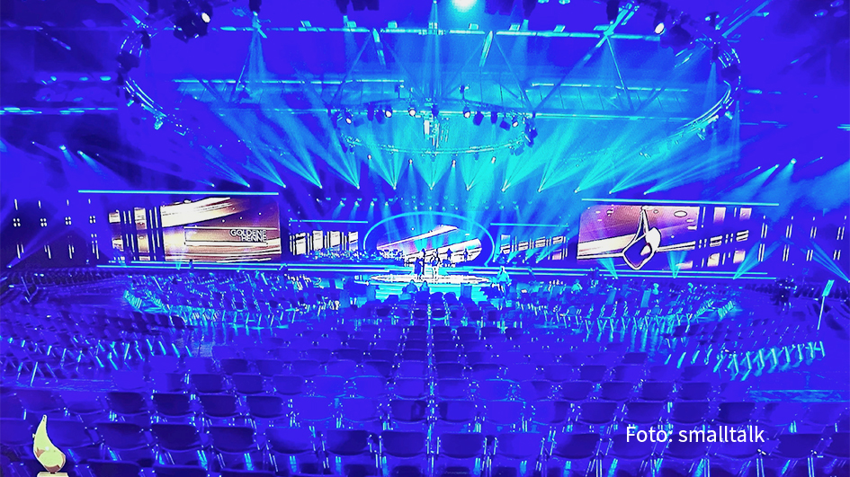 Die Verleihung der 30. Goldenen Henne findet am 15. November ab 20:15 Uhr statt und wird von Barbara Schöneberger und Florian Silbereisen moderiert. Zu den Gästen zählen u.a. Wincent Weiss, Roland Kaiser und Ehrenpreisträger Peter Maffay. Die Gala wird live im MDR übertragen. (Foto: smalltalk)