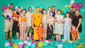 Am Mittwoch, den 6. März dreht sich bei RTLzwei wieder alles um die wohl bekannteste Großfamilie Deutschlands. In einer neuen Doppelfolge „Die Wollnys – Eine schrecklich große Familie“ geht’s ab 20:15 Uhr ins Feriendomizil nach Ilica. Doch hier warten auf Familienoberhaupt Silvia bereits einige Herausforderungen. (Foto: RTLzwei/Christoph Kassette)