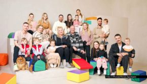 In der Primetime von RTLzwei starten heute, am 23. Juli, die neuen Folgen der Reality-Soap „Die Wollnys – Eine schrecklich große Familie“. Neben einem ärgerlichen Wasserschaden hält vor allem die Planung der Traumhochzeit von Nesthäkchen Loredana die Großfamilie ordentlich auf Trab. Foto © RTLzwei/Florian Appelgren