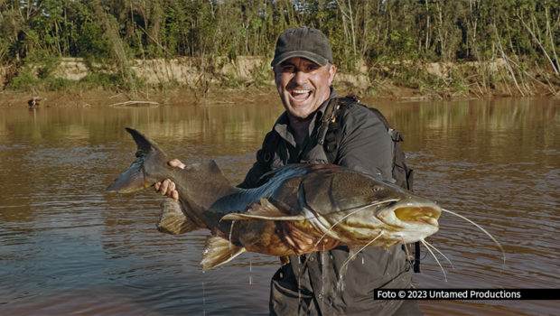 Die Doku-Serie „Die letzten Giganten: Riesenfische“ geht am 23. Juni bei National Geographic in ihre dritte Staffel. Abenteuer Cyril Chauquet ist wieder auf der Suche nach beeindruckenden Kreaturen, die in den verschiedenen Gewässern rund um den Globus lauern. Foto © 2023 Untamed Productions