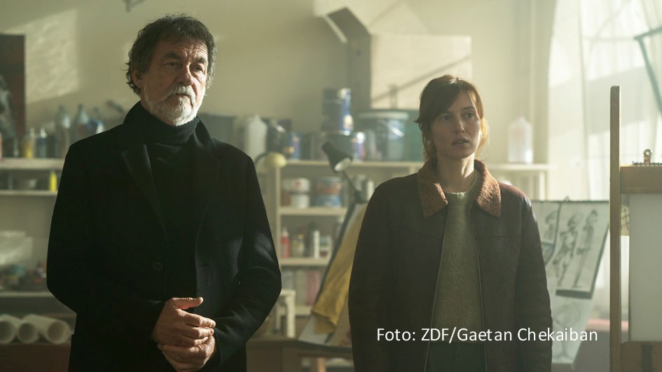 Vier neue Folgen der Thriller-Serie „Die purpurnen Flüsse“ feiern ab dem 20. November ihre deutsche Free-TV-Premiere auf dem „Montagskino“-Sendeplatz im ZDF. Im Mittelpunkt stehen wieder Oliver Marchal als Kommissar Niémans und Erika Sainte als dessen Kollegin Lieutenant Delaunay. (Foto: ZDF/Gaetan Chekaiban)
