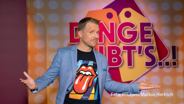 Am 9. und 16. Mai geht bei RTLzwei eine neue Spielshow an den Start. Unter der Leitung von Moderator Oliver Pocher geht‘s in „Dinge gibt’s..!“ für die prominenten Kandidaten ums Erraten von Preisen kurioser Produkte. Mit von der Partie sind u.a. Sonya Kraus, Guido Cantz und Calvin Kleinen. (Foto: RTLzwei/Markus Hertrich)