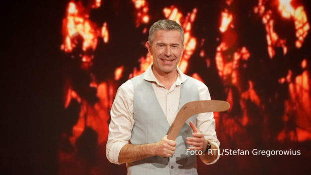 Am 19. Mai laden Judith Rakers und Giovanni di Lorenzo zu einer neuen Ausgabe der Radio Bremen-Talkshow „3nach9“ ein. Zu Gast sind u.a. der Wissenschaftsjournalist und Moderator Dirk Steffens, Sänger Nico Santos, Comedian Torsten Sträter und die FDP-Politikerin Marie-Agnes Strack-Zimmermann. (Foto: RTL/Stefan Gregorowius)