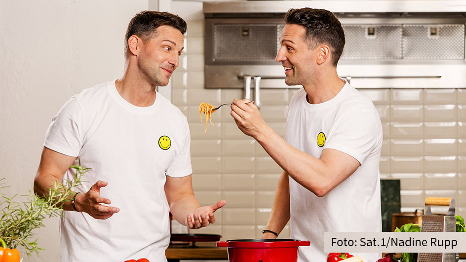 Alexander Kumptner startet mit „Doppelt kocht besser“