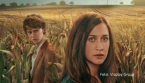 Für den nordischen Streaminganbieter Viaplay entstand die Thriller-Serie „End of Summer“ mit Julia Ragnarsson und Erik Enge in Hauptrollen. Der schwedische Sechsteiler feiert jetzt bei MagentaTV seine Deutschlandpremiere. (Foto: Viaplay Group)