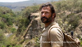 Am 7. August startet das neueste Abenteuer von Survival-Experte Hazen Audel bei National Geographic. Diesmal zieht es den 49-Jährigen ins Rift Valley, den Großen Afrikanischen Graben. Dort wird er u.a. Zeuge der großen Tierwanderungen. (Foto: National Geographic/Tess Benjamin)