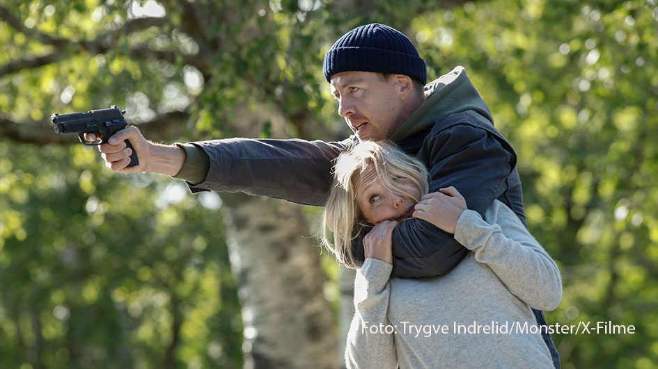 Ragna (Ine Marie Wilmann), Asgeir (Pål Sverre Hagen))