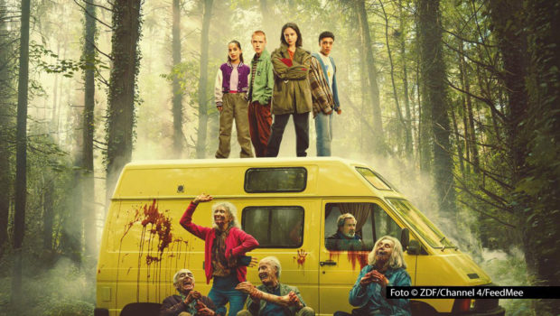 Die britische Horror-Dramaserie „Generation Z“ feiert am 18. Februar ihre deutsche Free-TV-Premiere. ZDFneo, das auch als Koproduzent beteiligt ist, zeigt alle sechs Folgen. Inhaltlich geht’s um ein Virus, das bis dahin harmlose Senioren in blutrünstige Zombies verwandelt. Vier Teenager stellen sich ihnen entgegen. (Foto: ZDF/Channel 4/FeedMee)