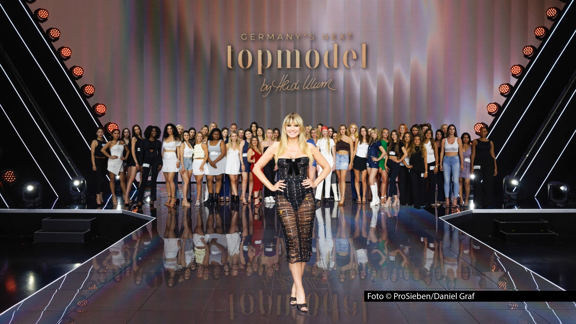 Bei ProSieben startet am heutigen 11. Februar die 21. Staffel von „Germany’s Next Topmodel – by Heidi Klum“. Wie bereits im vergangenen Jahr dürfen sich die Zuschauerinnen und Zuschauer auf gleich zwei Folgen pro Woche freuen. Los geht’s erstmals mittwochs mit dem Casting der männlichen Models.