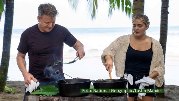 Starkoch und Abenteurer Gordon Ramsay tritt in seiner neuen TV-Serie „Kulinarischer Showdown“ u.a. zum Kochduell gegen seine Tochter Tilly an. Zu sehen gibt’s das Ganze ab dem 16. Juni als deutsche TV-Premiere beim Doku-Sender National Geographic Wild. (Foto: National Geographic/Justin Mandel)