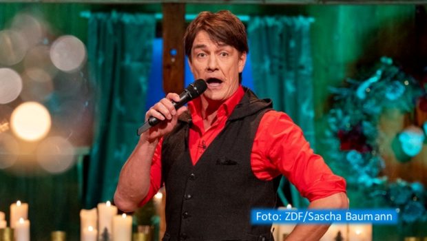 Zum elften und voraussichtlich letzten Mal steht am 24. Dezember im ZDF die Show „Heiligabend mit Carmen Nebel“ auf dem Programm. Die titelgebende Moderatorin begrüßt als Gäste u.a. Matze Knop, Ella Endlich, Wolfgang Ambros sowie die „Bergdoktor“-Stars Mark Keller und Monika Baumgartner. (Foto: ZDF/Sascha Baumann)