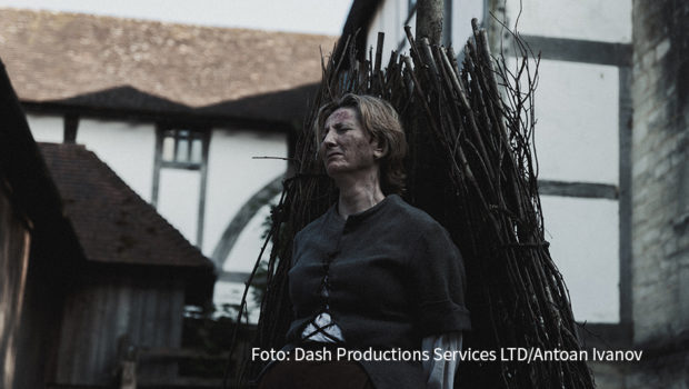 Pünktlich zu Halloween blickt National Geographic auf ein düsteres Kapitel der Geschichte. Am 31. Oktober feiert die sechsteilige Doku-Serie „Hexen: Die Wahrheit hinter den Prozessen“ ihre deutsche TV-Premiere. Gezeigt werden die Hintergründe der Hexenprozesse im 16. und 17. Jahrhundert. (Foto: Dash Productions Services LTD/Antoan Ivanov)