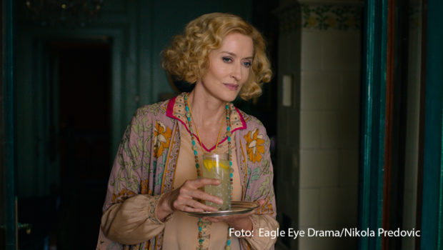 Die dritte Staffel von „Hotel Portofino“ ist ab dem 1. August bei MagentaTV+ abrufbar. Die Handlung beginnt im Krisenjahr 1929 und dreht sich um die von Natascha McElhone verkörperte Bella, die sich auf die Ankunft ihrer Familie vorbereitet, während sie mit persönlichen und finanziellen Herausforderungen konfrontiert wird. (Foto: Eagle Eye Drama/Nikola Predovic)